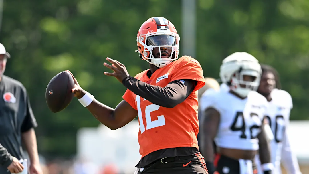 Cleveland Browns rookie quarterback Shedeur Sanders scrambling during a preseason game